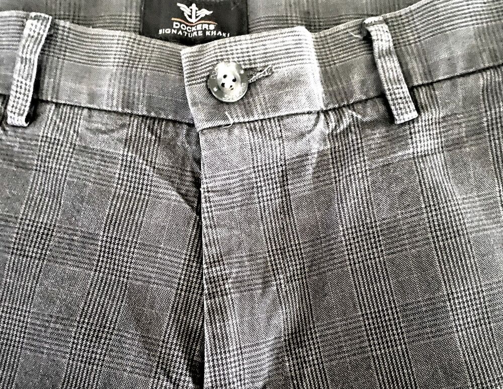 Dockers Men’s Signature Charcoal Pattern Flat Front Pants 33x32